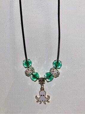Green Beaded Necklace w/White & Gold Octopus Charm & Rhinestone Accented Beads